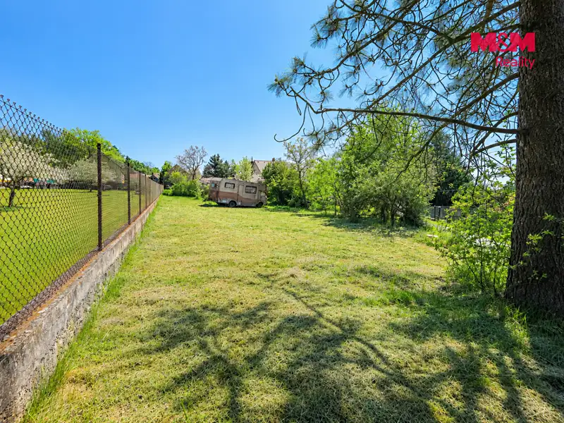 Prodej stavebního pozemku 745 m², Kvášňovice – náhled fotky 3