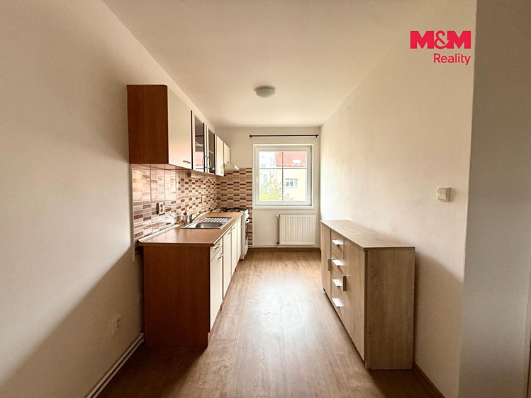 Pronájem bytu 1+1, 38 m² (6 z 7)