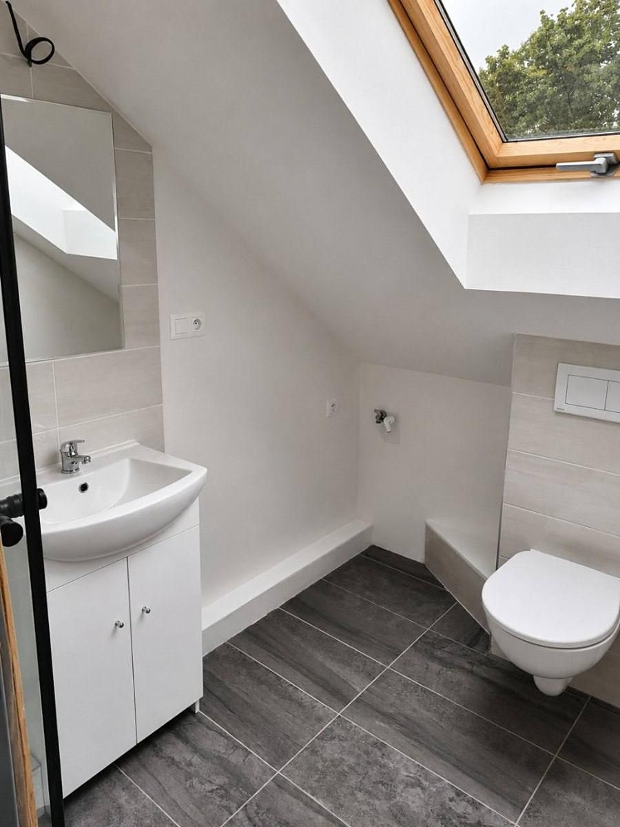 Pronájem bytu 1+kk 30 m², Strančice – fotka 1 z 3
