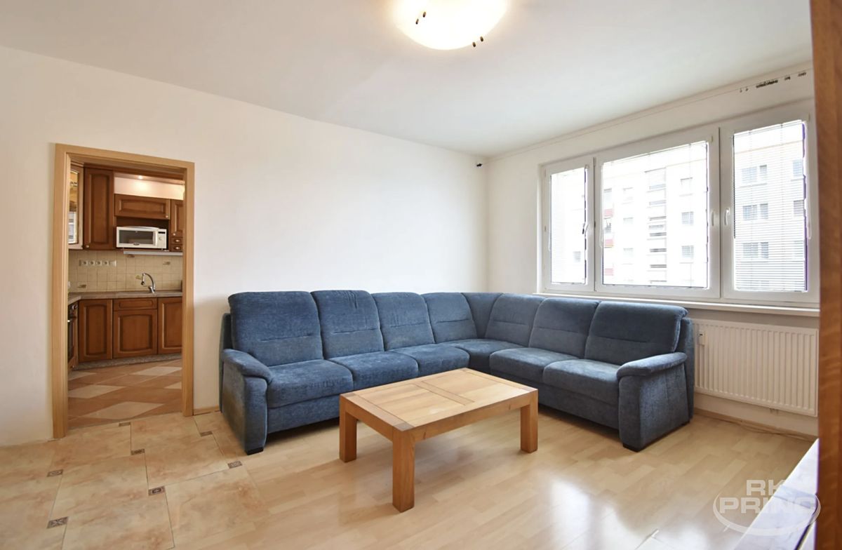 Prodej bytu 3+1 66 m², Praha – fotka 1 z 3