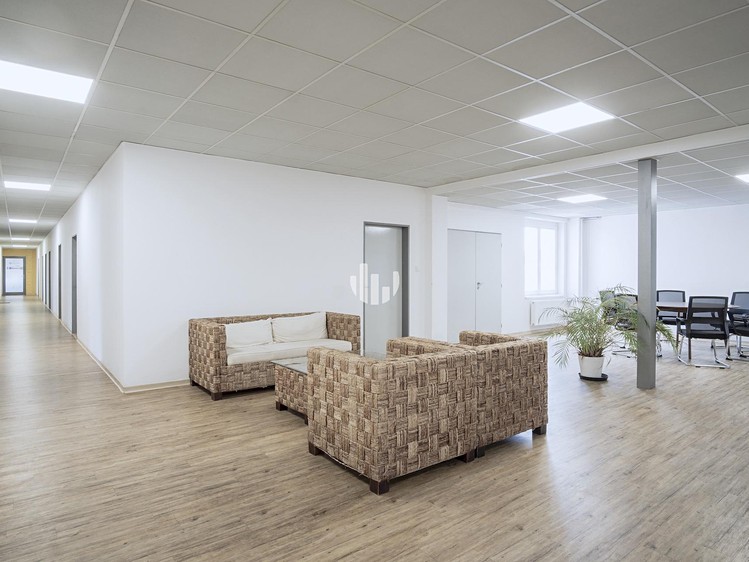 Pronájem komerčního prostoru, 100 m² (21 z 21)