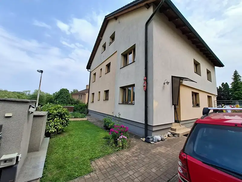 Pronájem bytu pokoje 20 m², Praha – náhled fotky 1