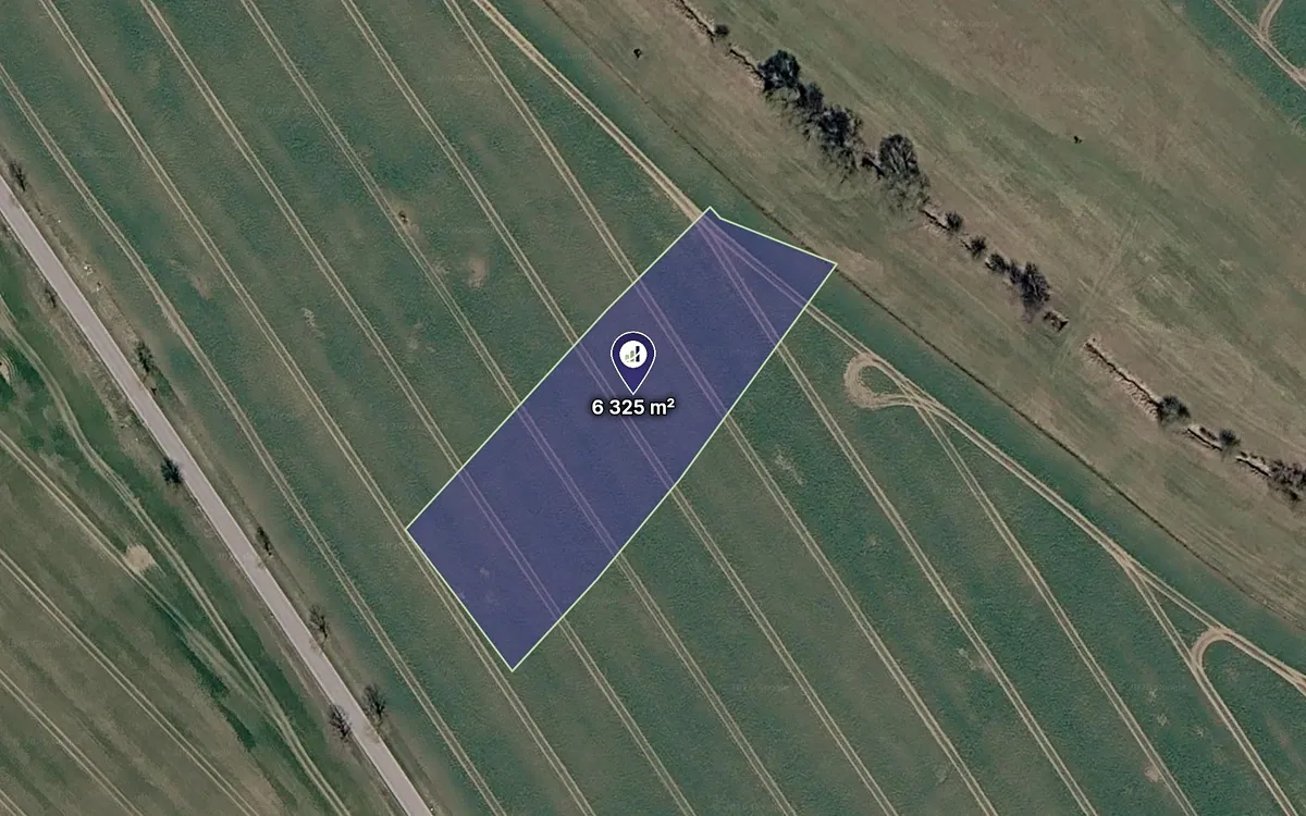 Prodej podílu 1/10 pole 935 m²