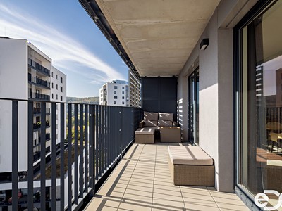 Prodej bytu 3+kk, 92 m² (2 z 24)