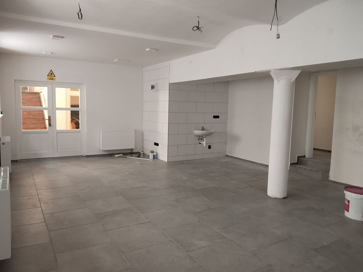 Pronájem komerční nemovitosti 100 m², Olomouc – fotka 1 z 3