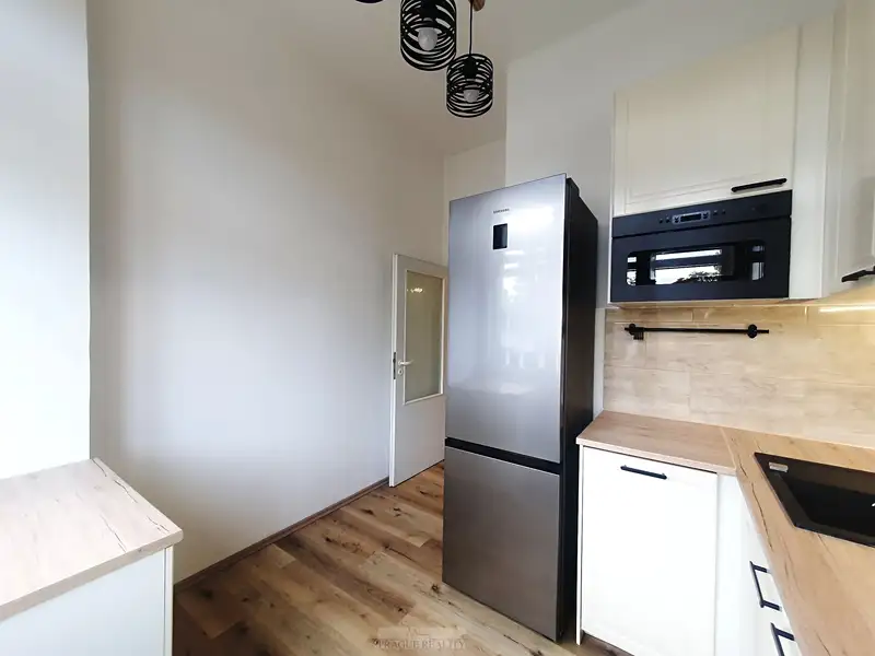 Pronájem bytu 2+1 56 m², Praha – náhled fotky 3