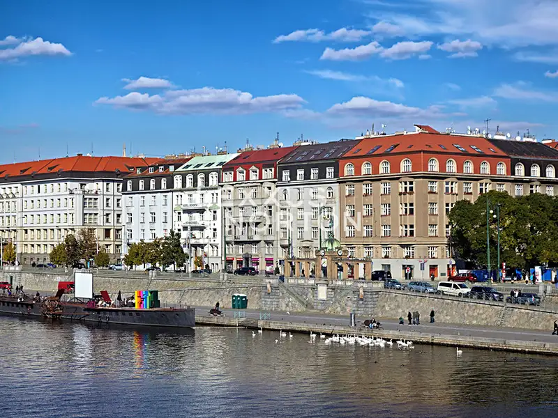 Pronájem bytu 3+1 105 m², Praha – náhled fotky 3