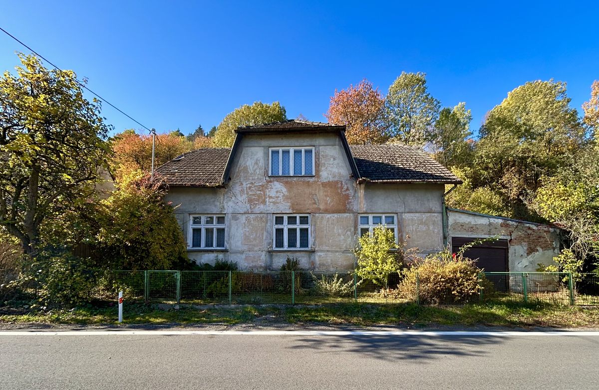 Prodej rodinného domu 140 m², pozemek 1354 m², Ujčov – fotka 1 z 3