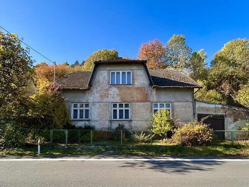 Prodej rodinného domu 140 m², pozemek 1354 m², Ujčov – náhled fotky 1