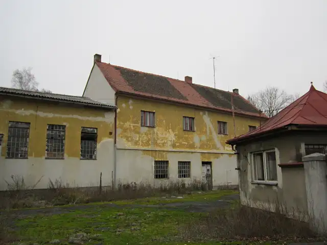 Prodej skladového prostoru 10000 m², Žichovice – náhled fotky 2