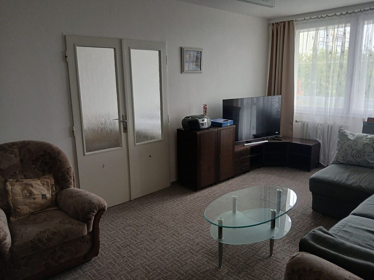 Pronájem bytu 3+1 73 m² – fotografie 4