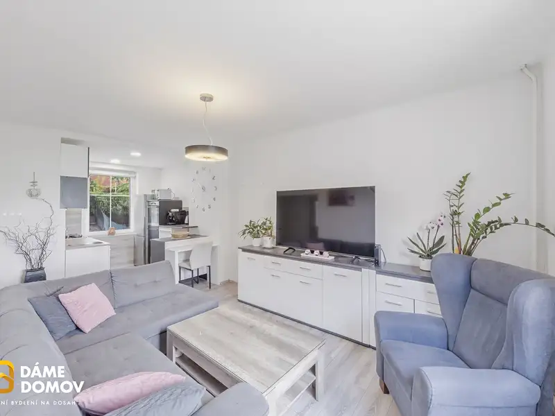 Prodej rodinného domu 100 m², pozemek 73 m², Zlín – náhled fotky 2
