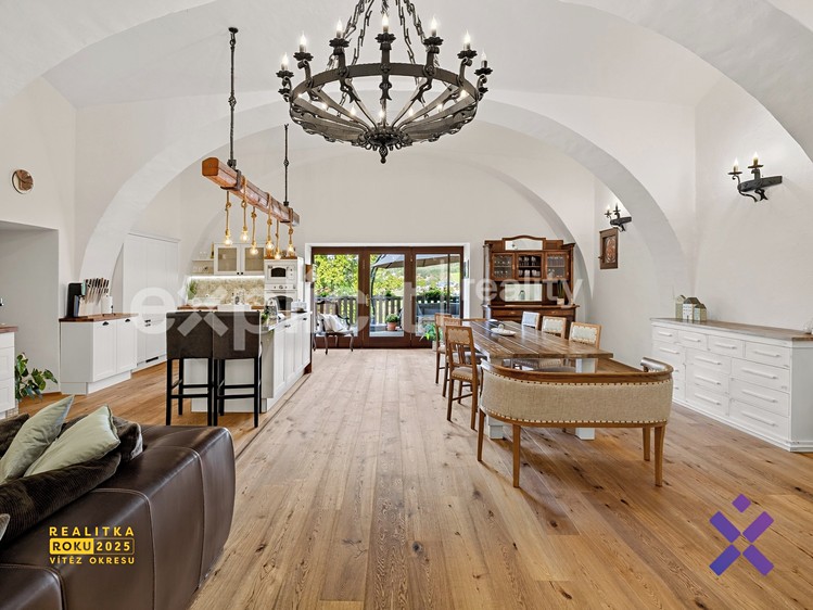 Будинок на продаж, 1 025 м² (7 з 63)