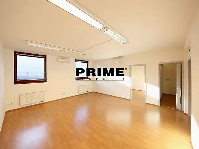 Pronájem kanceláře 82 m², Praha – náhled fotky 1