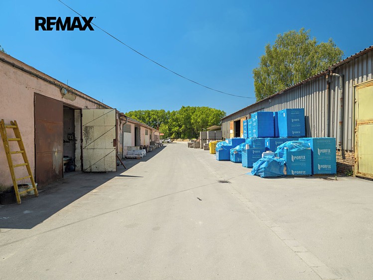Комерційне приміщення на продаж, 1 047 м² (9 з 10)