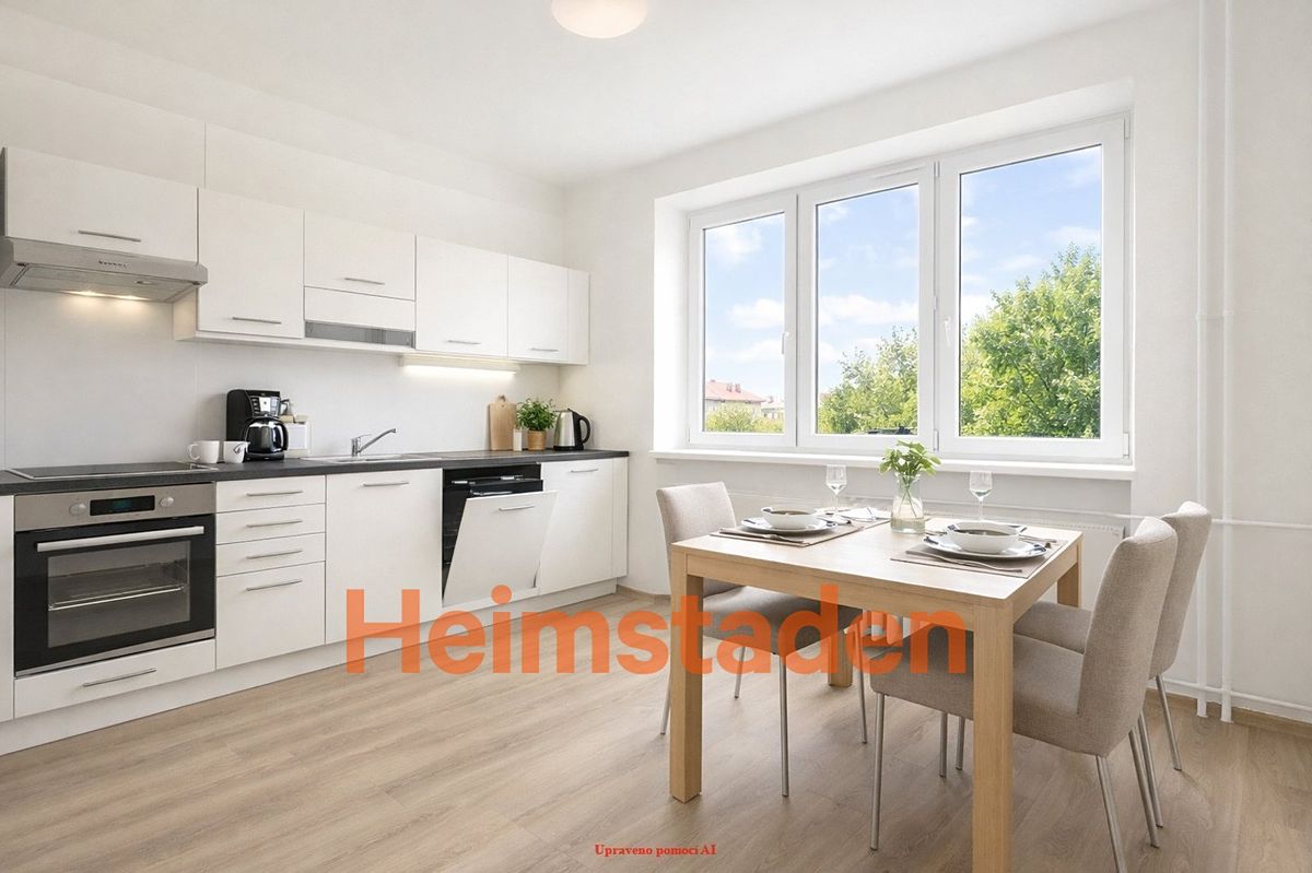 Pronájem bytu 2+1 57 m², Havířov – fotka 1 z 3