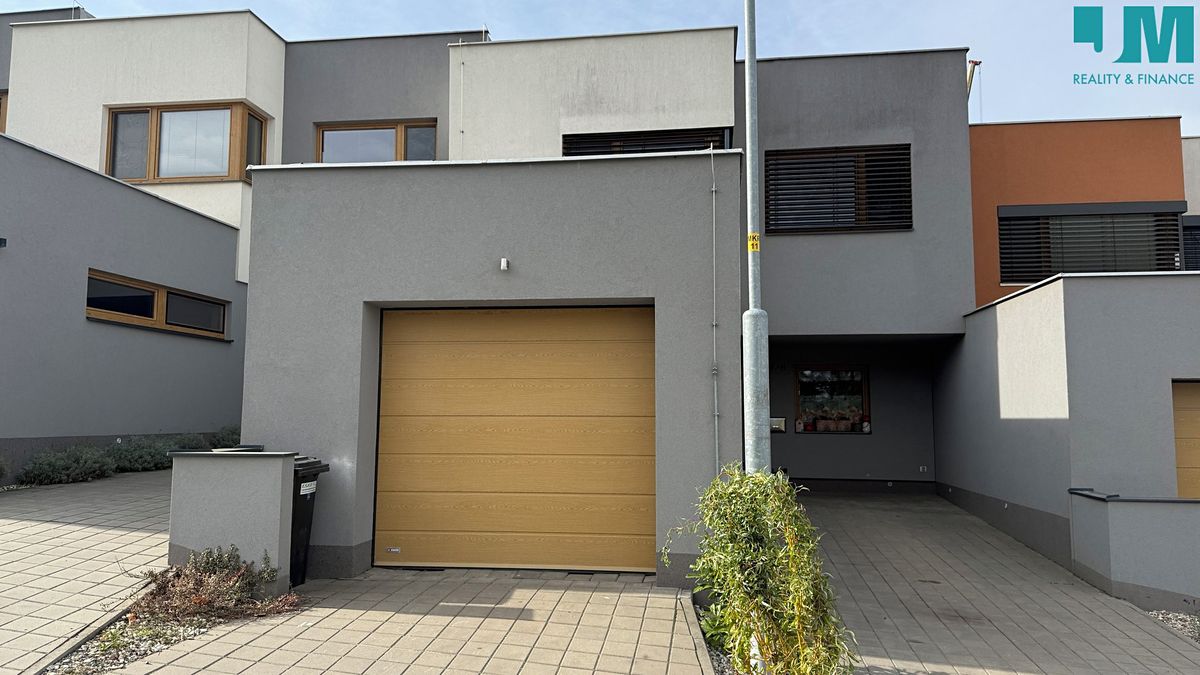 Prodej rodinného domu 156 m², pozemek 294 m², Třebíč – fotka 1 z 3