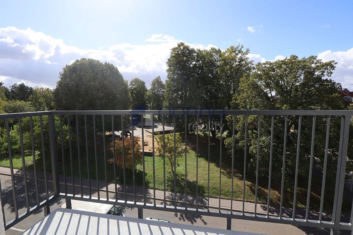 Pronájem bytu 2+kk 45 m² – fotografie 4