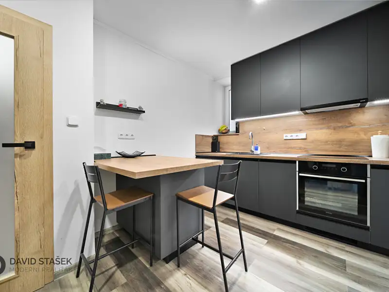 Pronájem bytu 1+1 38 m², Česká Třebová – náhled fotky 1