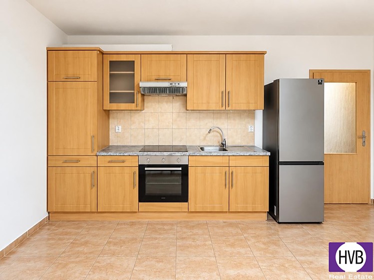 Квартира 1+kk в оренду, 35 м² (2 з 6)