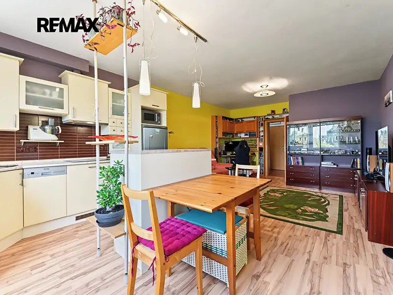 Prodej bytu 2+kk 51 m², Jirny – náhled fotky 2