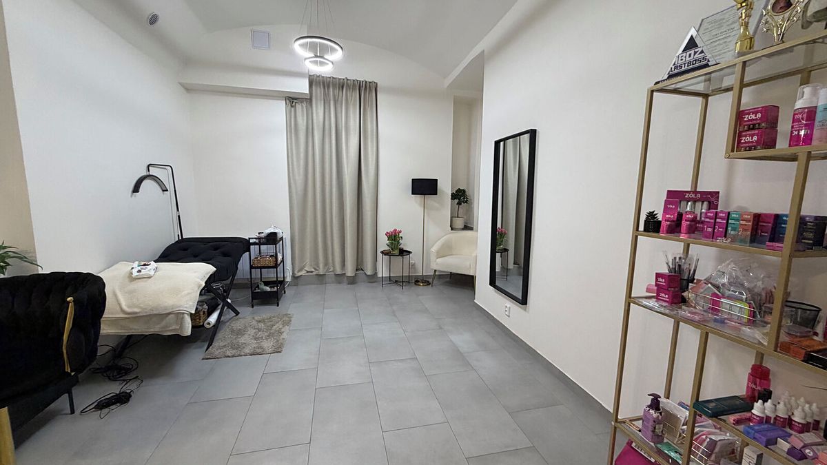 Pronájem obchodního prostoru 64 m², Praha – fotka 1 z 3
