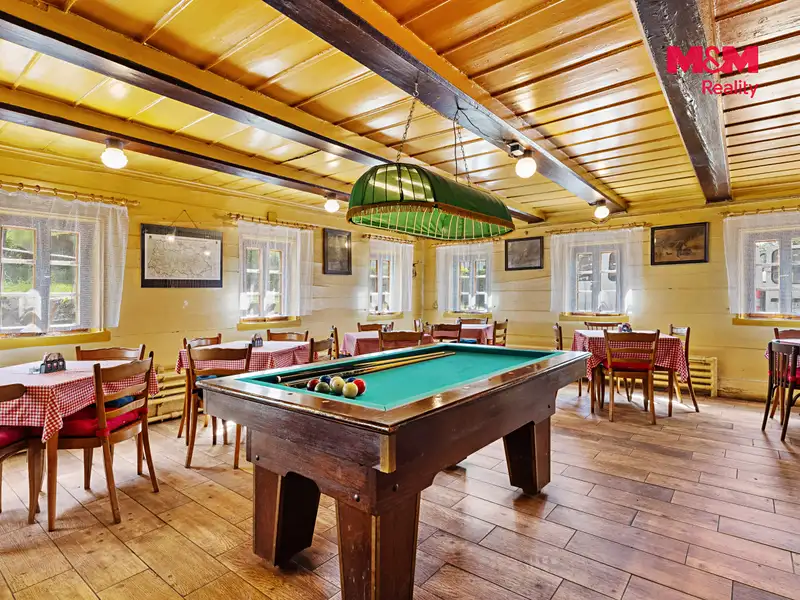 Prodej restaurace 598 m², Mařenice – náhled fotky 2