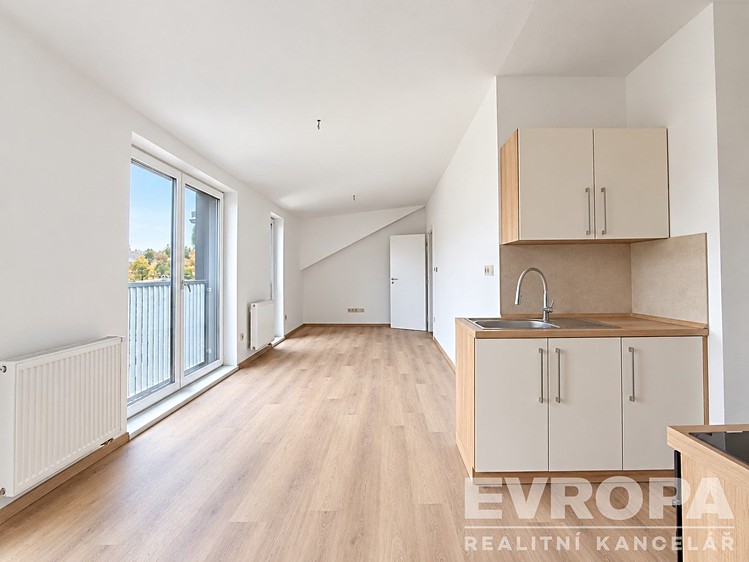 Квартира 2+kk в оренду, 52 м² (7 з 12)