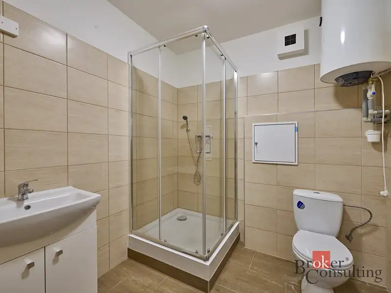 Pronájem bytu 1+kk 43 m², Mlékojedy – náhled fotky 3