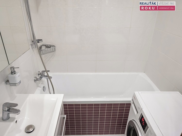 Pronájem bytu 2+1, 56 m² (8 z 9)