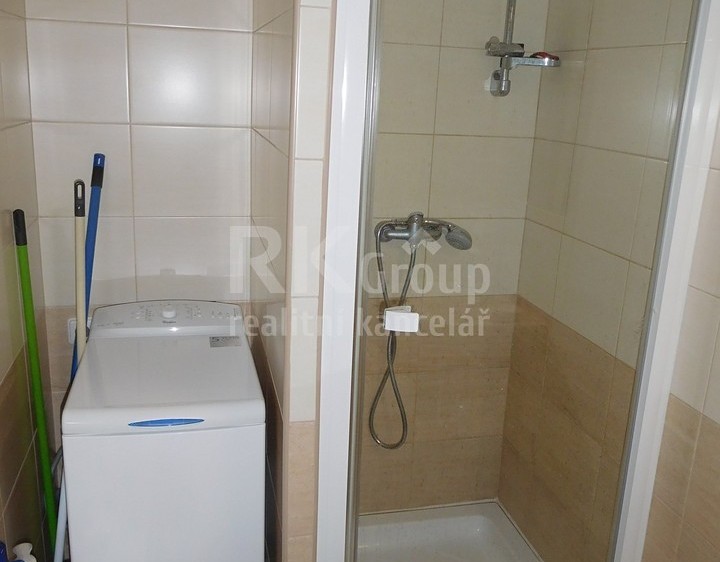 Квартира 1+kk в оренду, 43 м² (6 з 12)