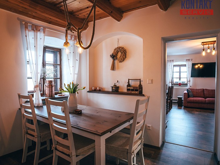 Pronájem domu, 247 m² (4 z 37)