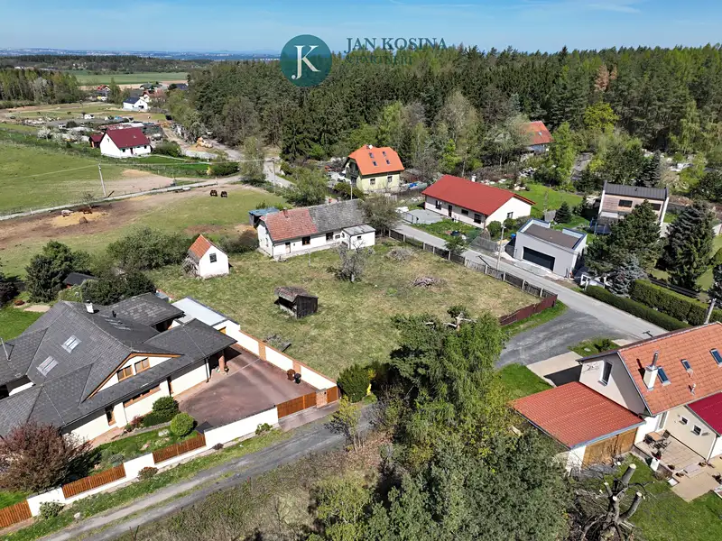 Prodej stavebního pozemku 816 m², Mukařov – náhled fotky 1