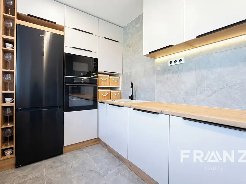 Prodej bytu 3+1 68 m², Fulnek – náhled fotky 1
