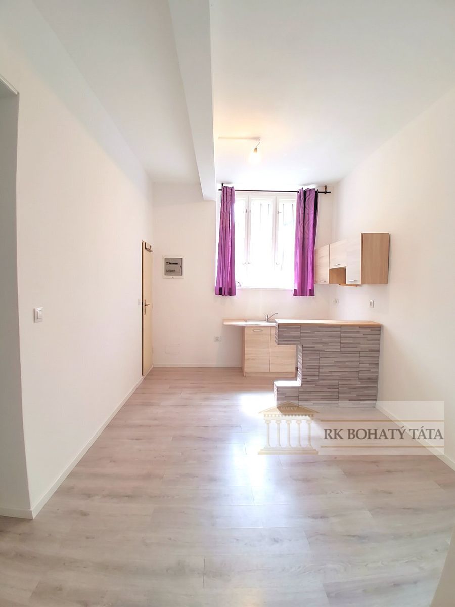 Pronájem bytu 2+kk 26 m²