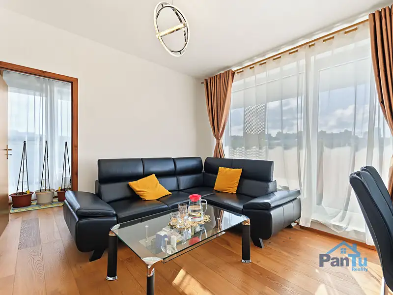 Prodej bytu 3+kk 87 m², Praha – náhled fotky 2