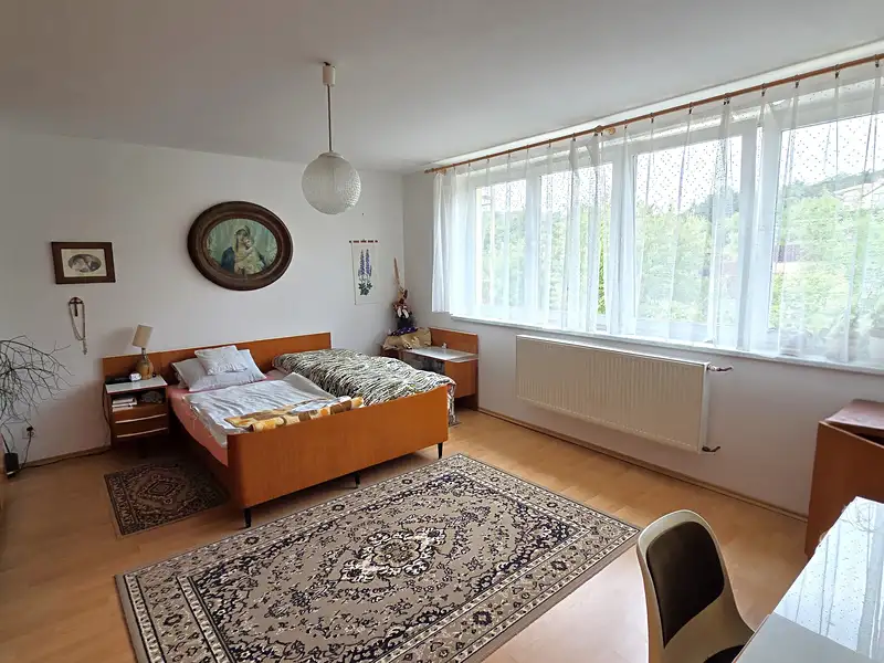 Prodej rodinného domu 187 m², pozemek 401 m², Kanice – náhled fotky 2