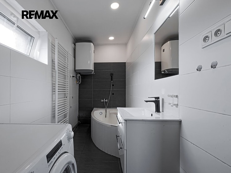 Будинок на продаж, 252 м² (12 з 40)
