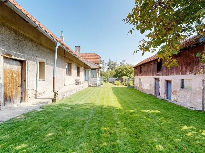 Prodej rodinného domu 120 m², pozemek 1351 m², Mnichovice – náhled fotky 2
