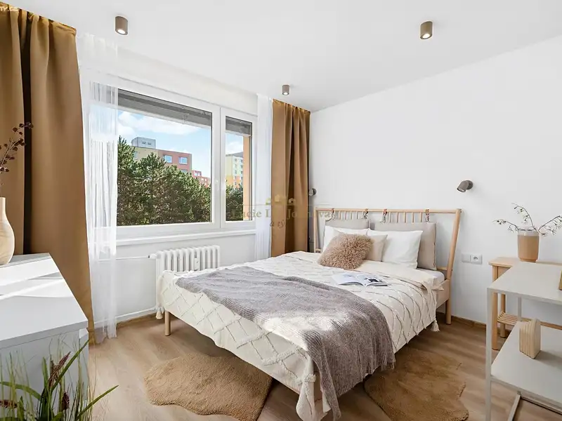 Prodej bytu 2+kk 41 m², Praha – náhled fotky 3