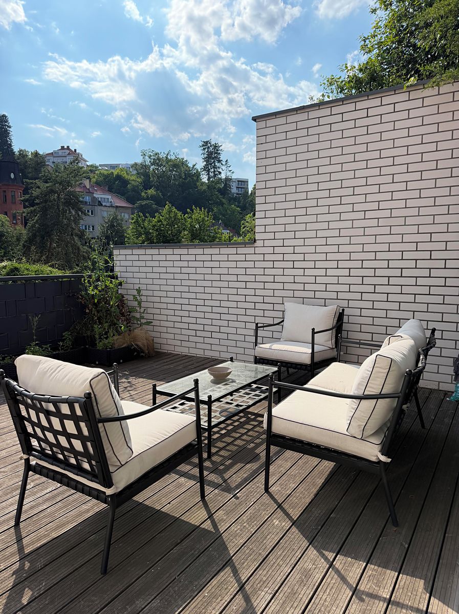 Prodej bytu 2+kk 67 m², Praha – fotka 1 z 3