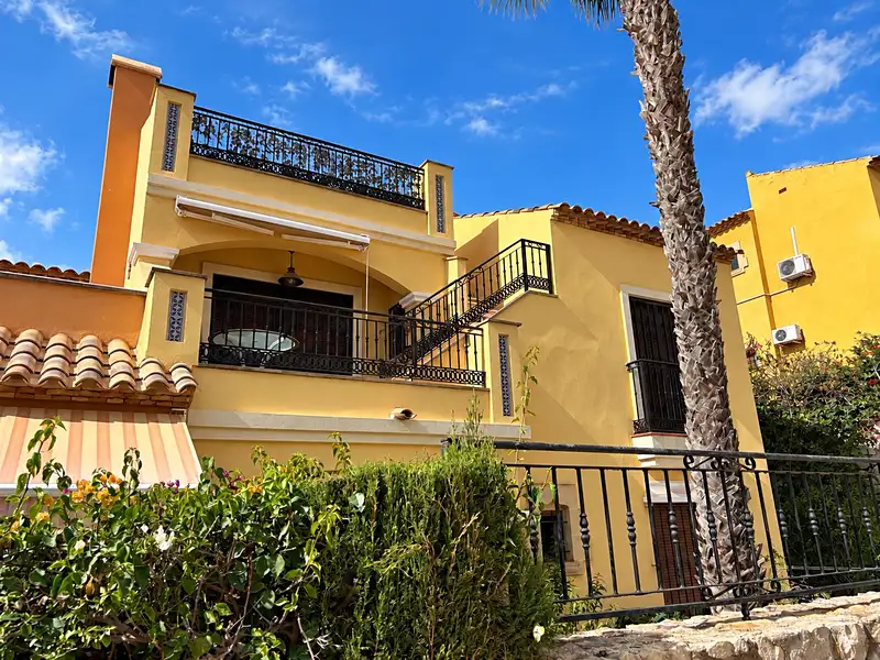 Prodej bytu 3+1 71 m², Algorfa – náhled fotky 1