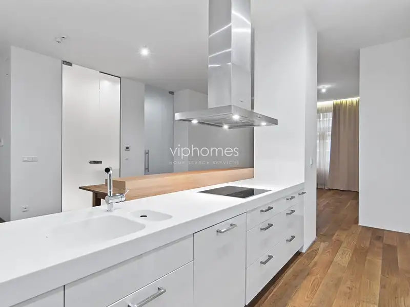Pronájem bytu 3+kk 114 m², Praha – náhled fotky 2