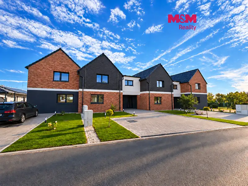 Prodej rodinného domu 130 m², pozemek 242 m², Syrovice – náhled fotky 1