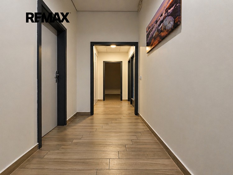 Pronájem komerčního prostoru, 26 m² (8 z 8)