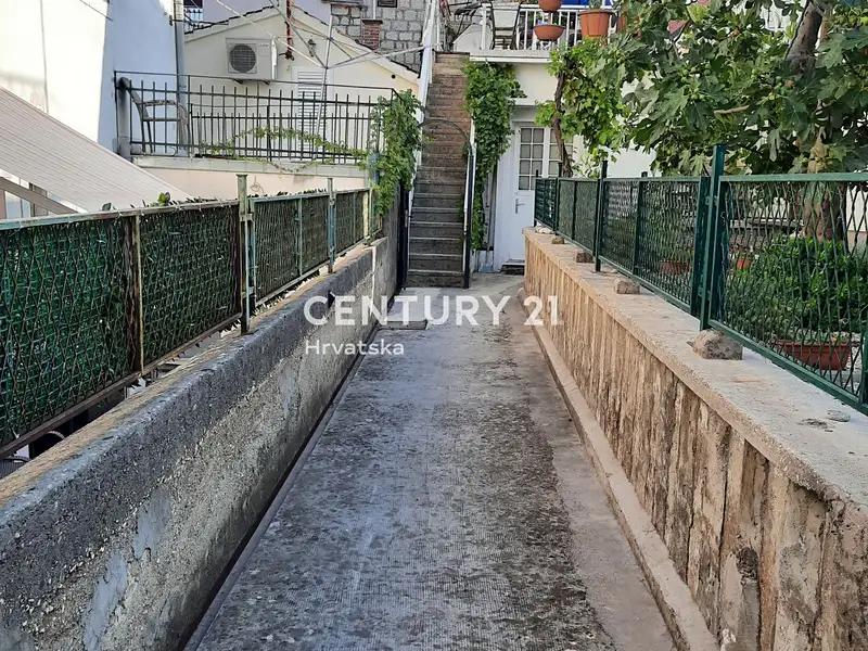 Prodej bytu 1+1 1 m², Split – náhled fotky 2