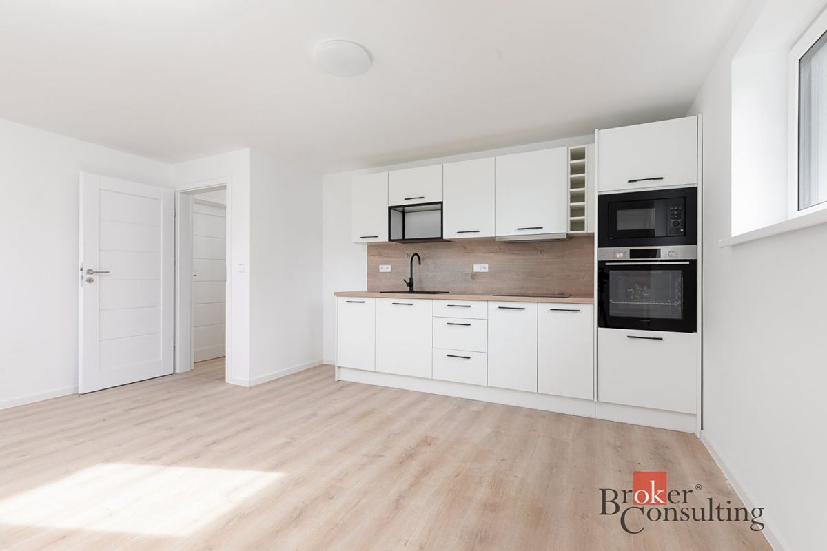 Pronájem bytu 3+kk 63 m²