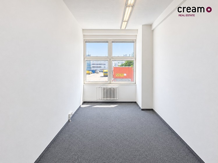 Pronájem komerčního prostoru, 660 m² (8 z 13)