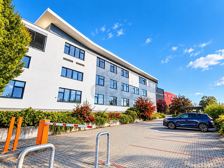 Pronájem komerčního prostoru, 125 m² (59 z 59)