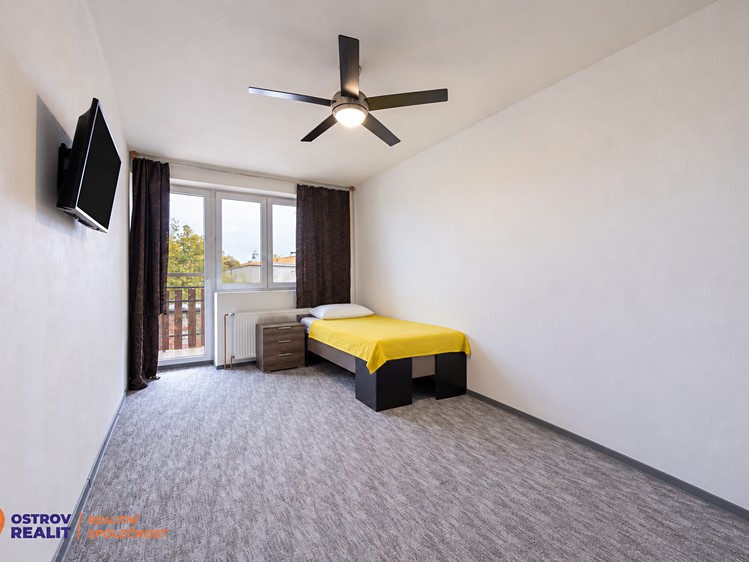 Будинок на продаж, 240 м² (4 з 46)